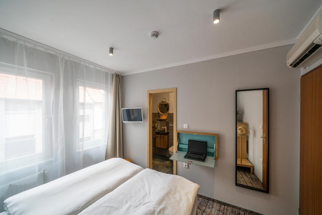 Duett - Urban Rooms Gyor Luaran gambar