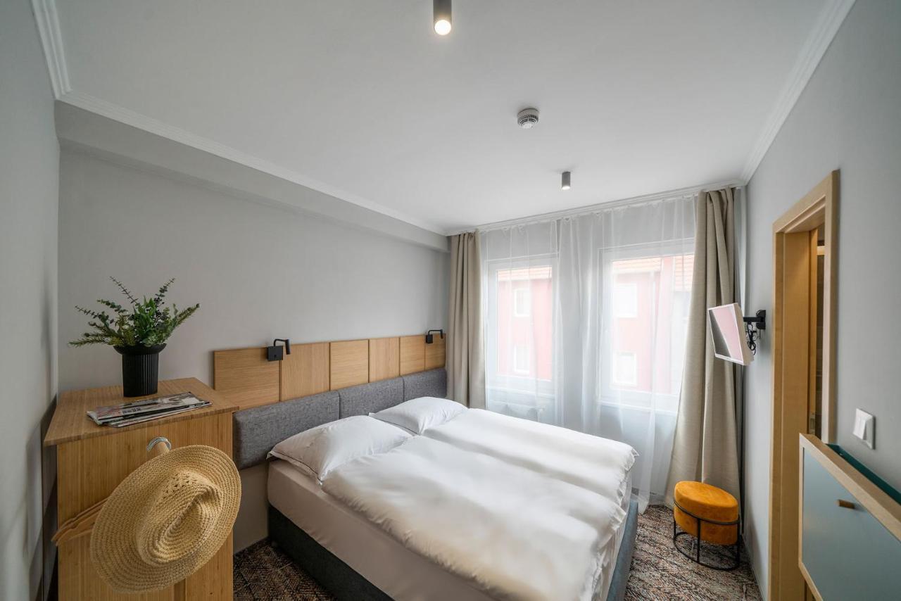 Duett - Urban Rooms Gyor Luaran gambar