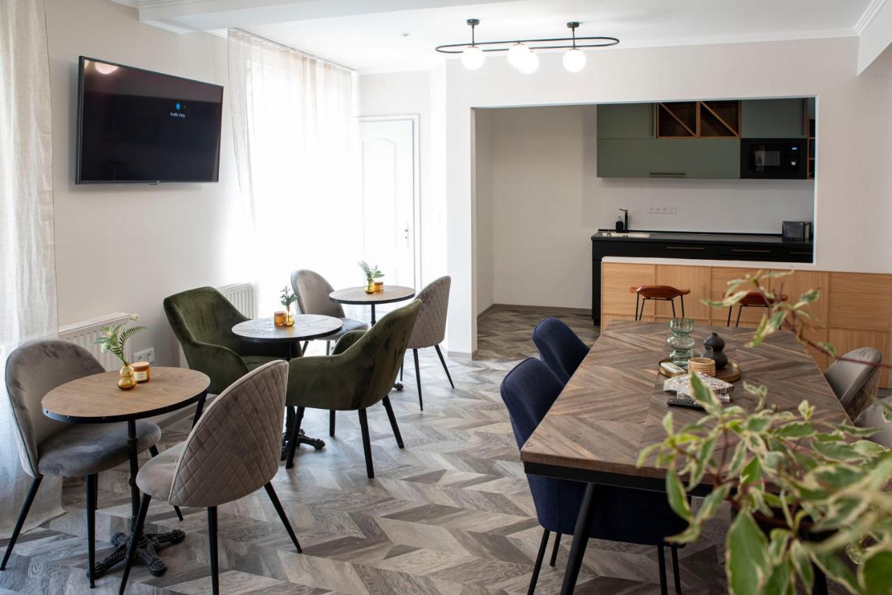 Duett - Urban Rooms Gyor Luaran gambar
