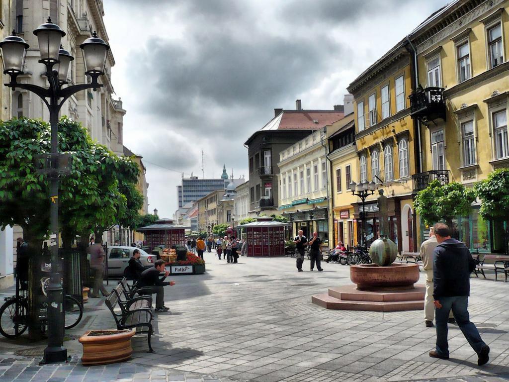 Duett - Urban Rooms Gyor Luaran gambar